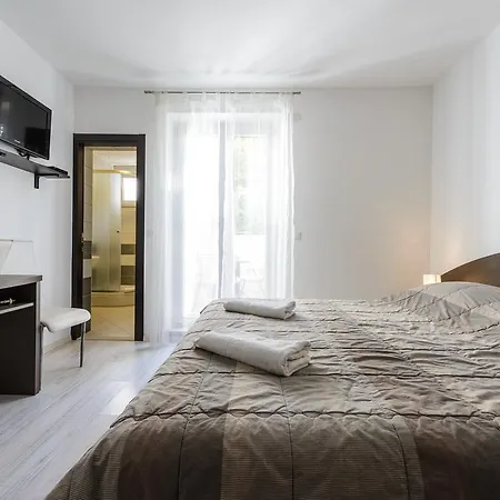 Niko Apartman